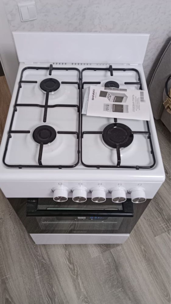 Продам газовую плит