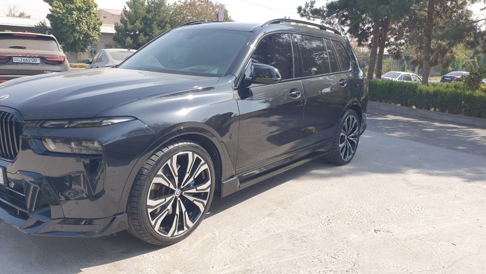 BMW. X7. 50i Indivedual. Yili 2019. Yurgani 97000. Narxi 88800