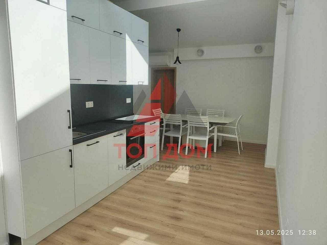 Дава се под наем Четиристаен апартамент в Варна, Център - 100 кв.м за 1300 € - Снимка #1