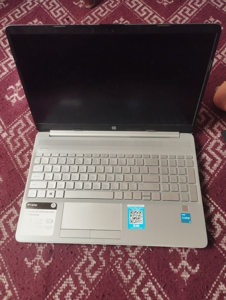 HP Notebook 8/256 SSD