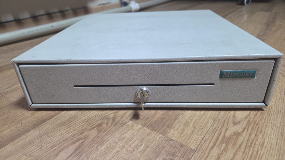 Кассовый денежный ящик