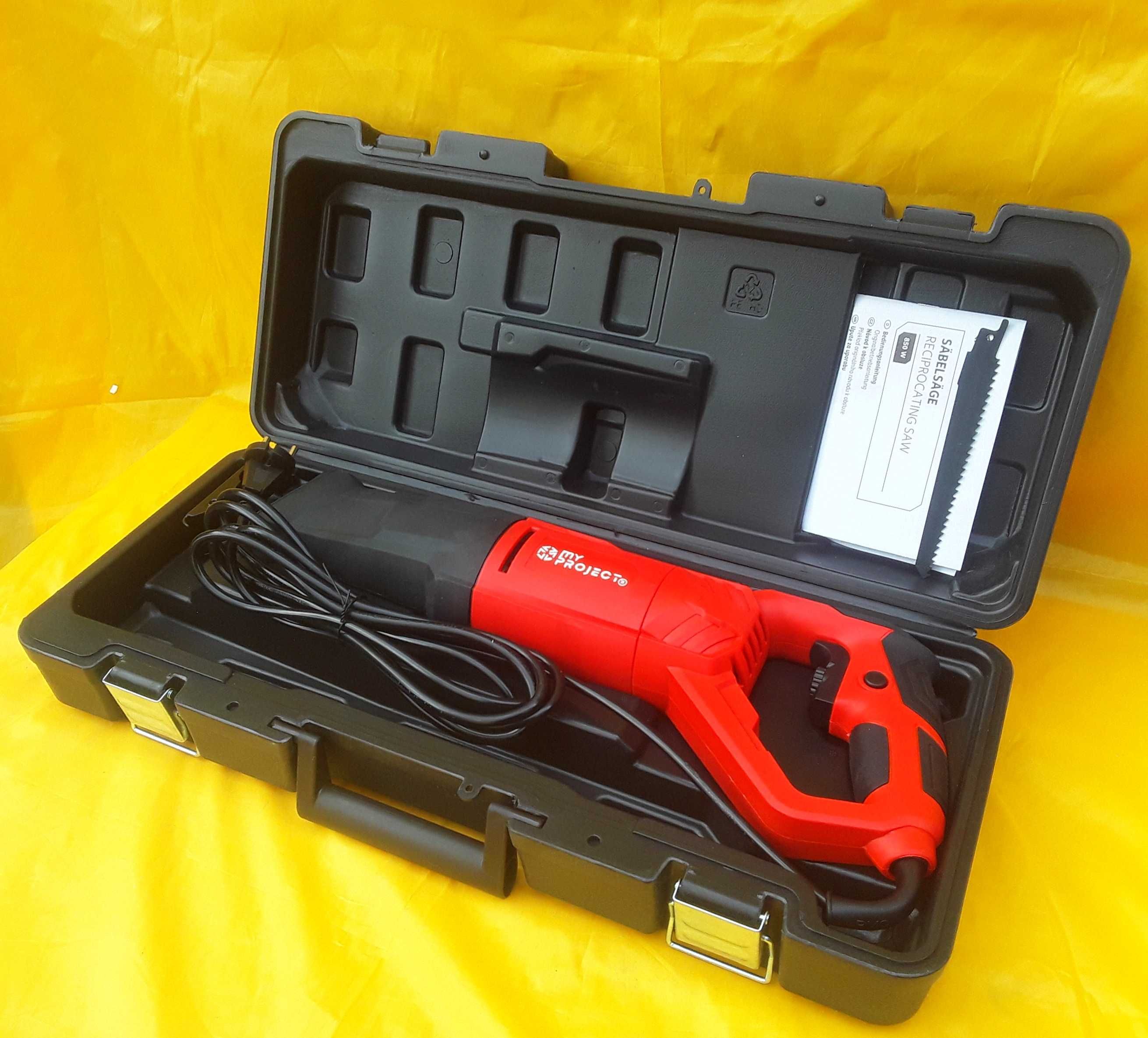 Fierastrau sabie 850 W - 195 LEI