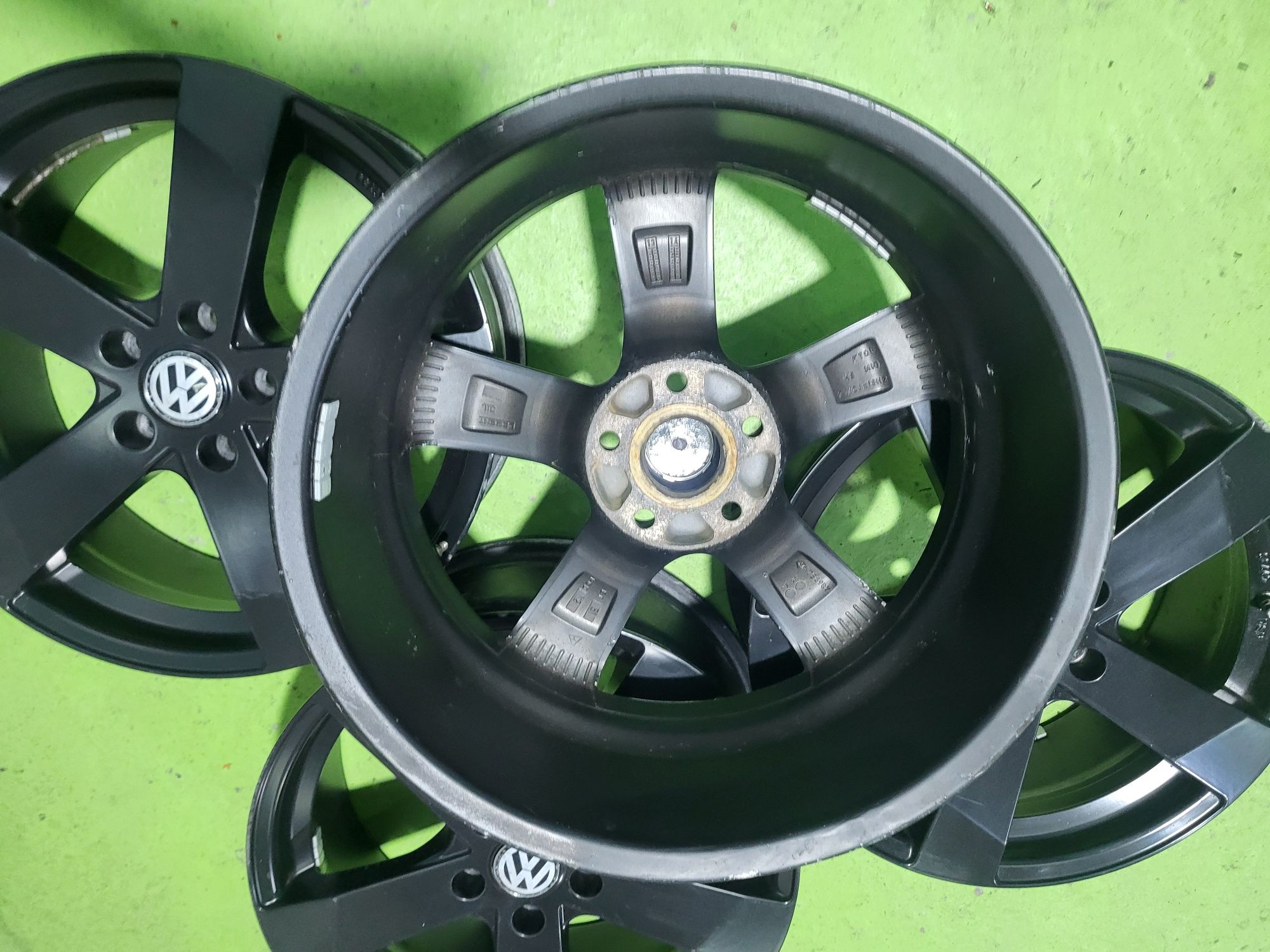 18 5x112 Vw Golf 5 6 touran Caddy  audi a3 5х112