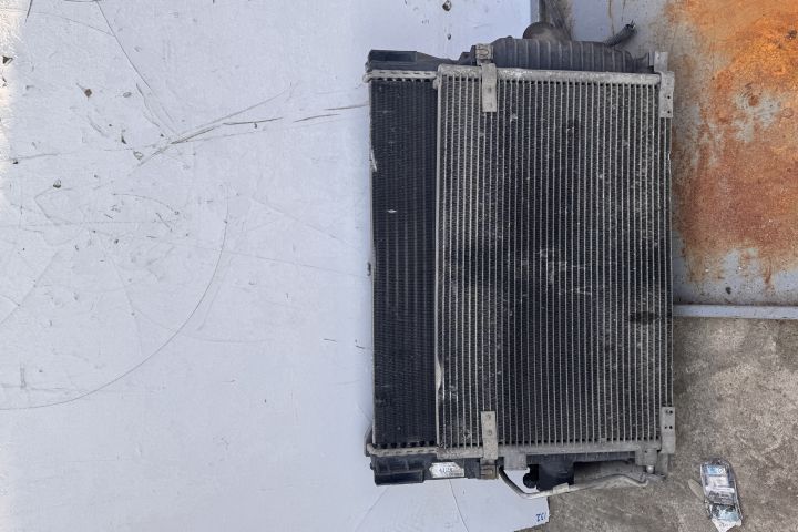 Radiator apa racire motor Renault Laguna prima generatie (facelift)