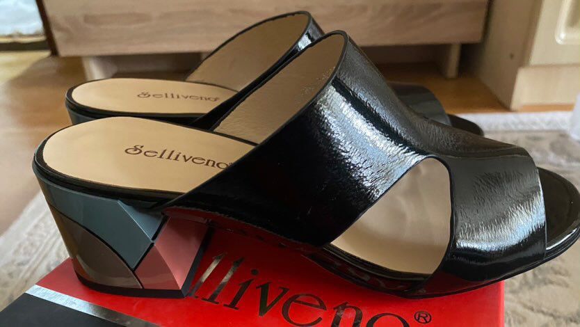 Новые шлепки р37 и  туфли Basconi р36