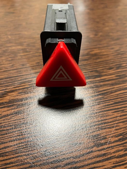 Авариен бутон Skoda Octavia 1u