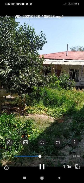 Hovlili 5-xona uy sotiladi yer maydoni (6+7) stux