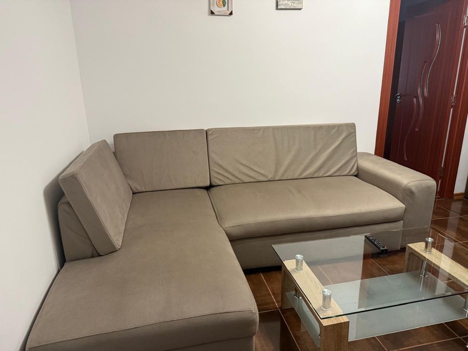 Vand apartament cu 3 camere
