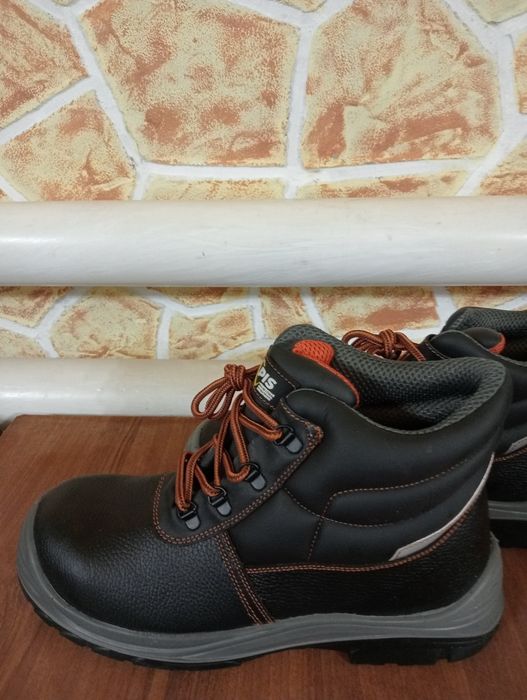 Рабочие ботинки большой размер