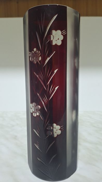 100 lei Vaza cristal rubin