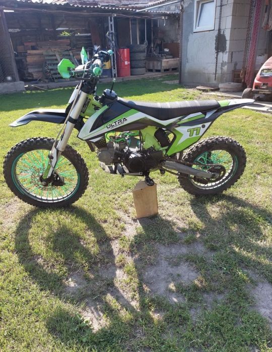 Vând cross ultra 125cc