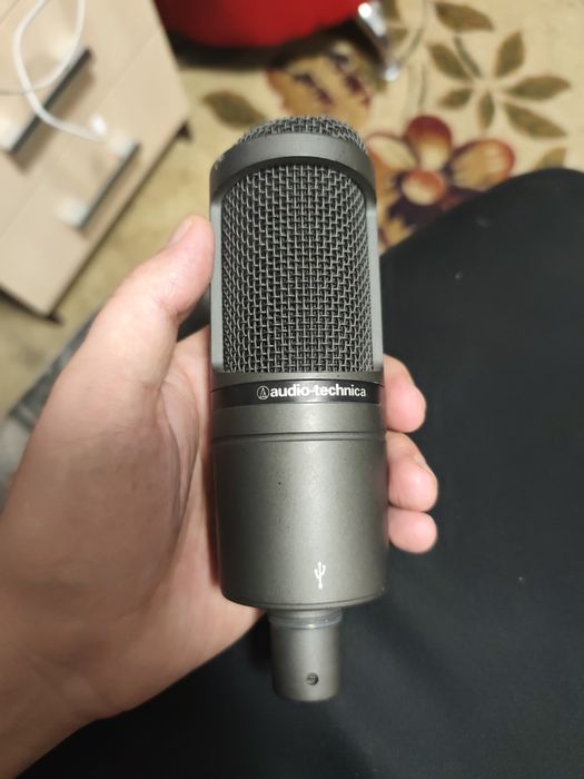 Микрофон audio-techica AT2020