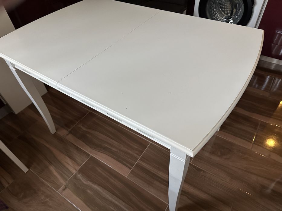 Трапезна разтегателна маса