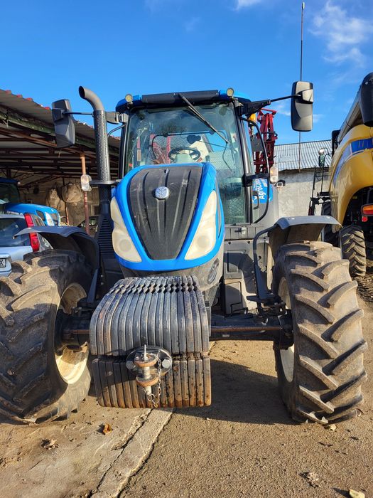 Tractor T6125S +Hardi Navigator 3000