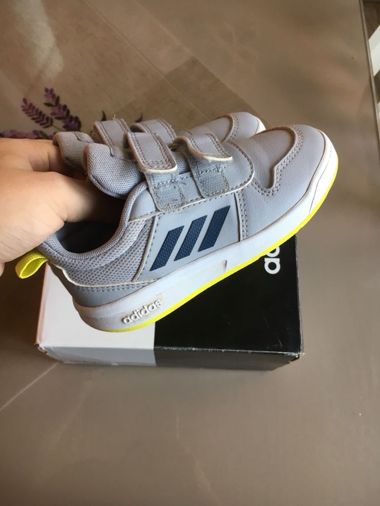 Adidasi  copii adidas nr 26