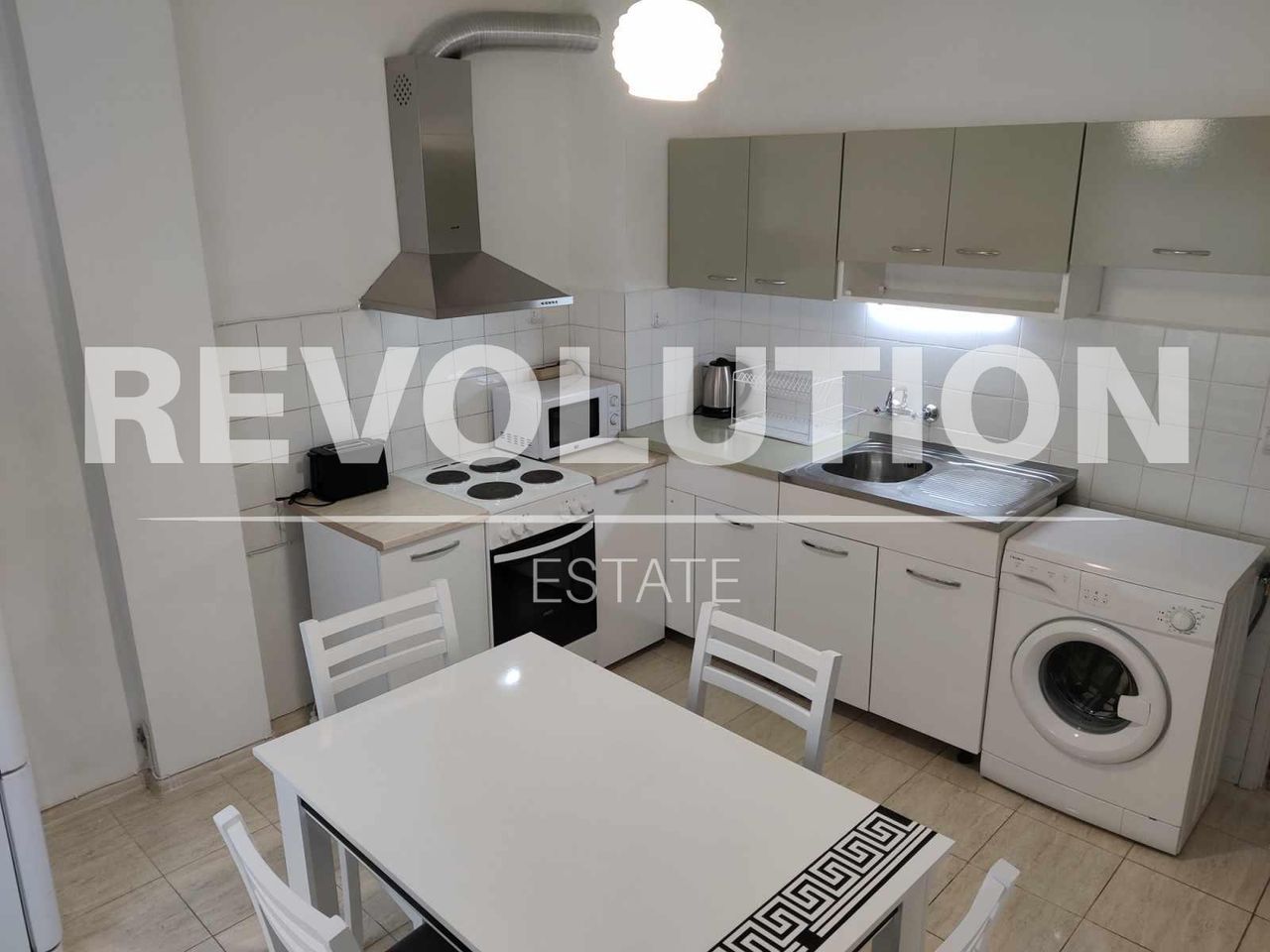 Дава се под наем Тристаен апартамент в Варна, Генералите - 80 кв.м за 475 € - Снимка #3