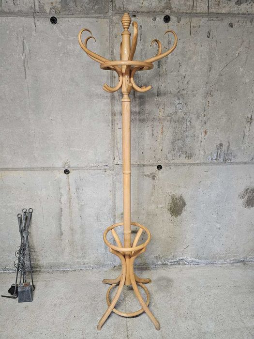 Шкаф в стил Луи 15