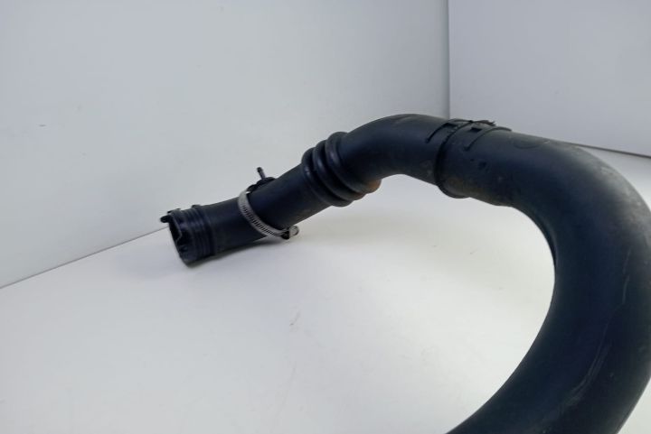 Conducta  tub / Intercooler 2.5 tdi 800406730 Renault Master a 2-a ge