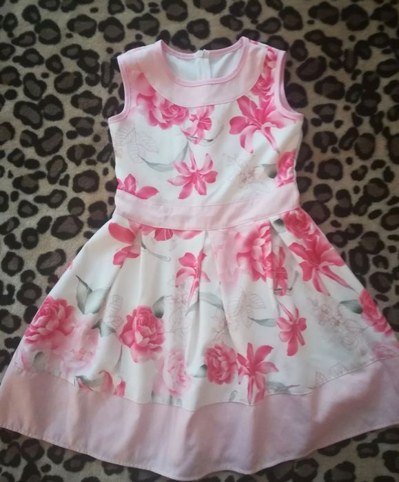 Rochie mărimea 152 cu bolero, purtata o data impecabila.