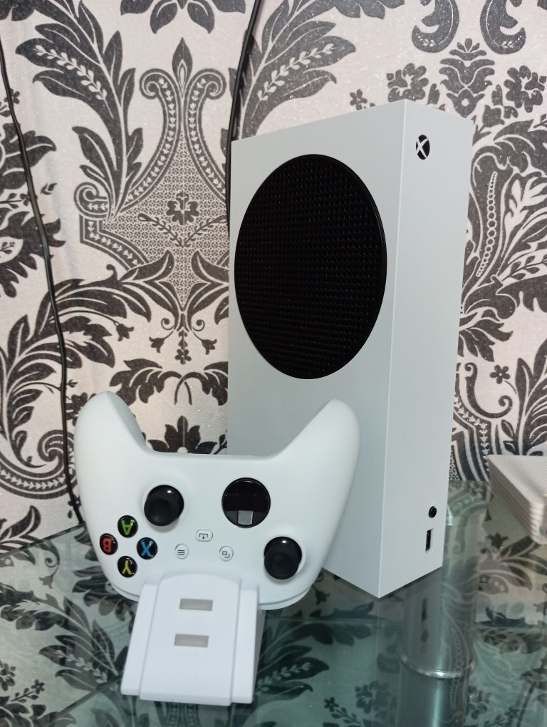 X-box series s sotiladi