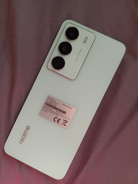 Телефон Realme 14x нов