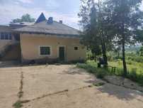 Vând proprietate in sat de vacanta, Parcovaci-ideal pentru investitii