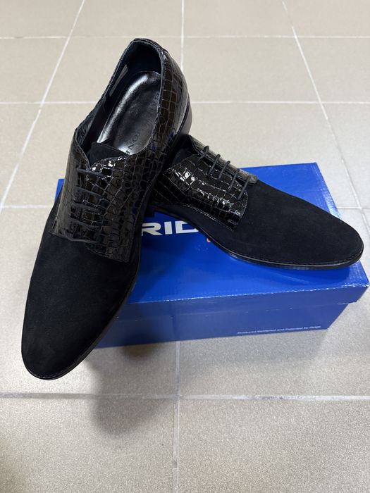 Vand pantofi barbati