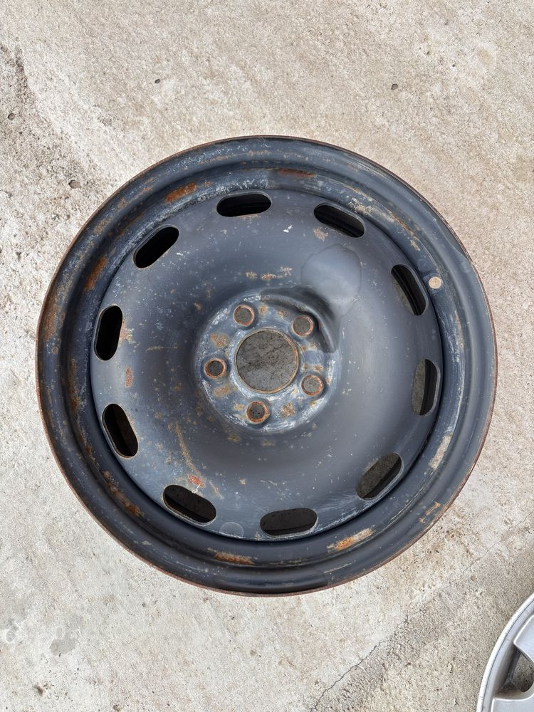 Продам диск r15 на поло, рапид