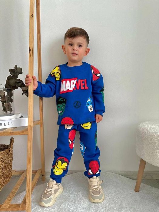 Комплект с Марвел и Барби, блузи Лабубу