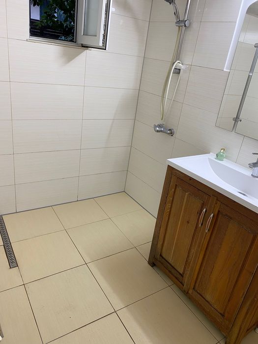Închiriez apartament 2 camere