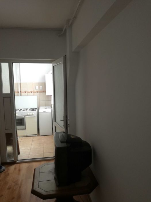 de vinzare garsoniera  toate utilitățile