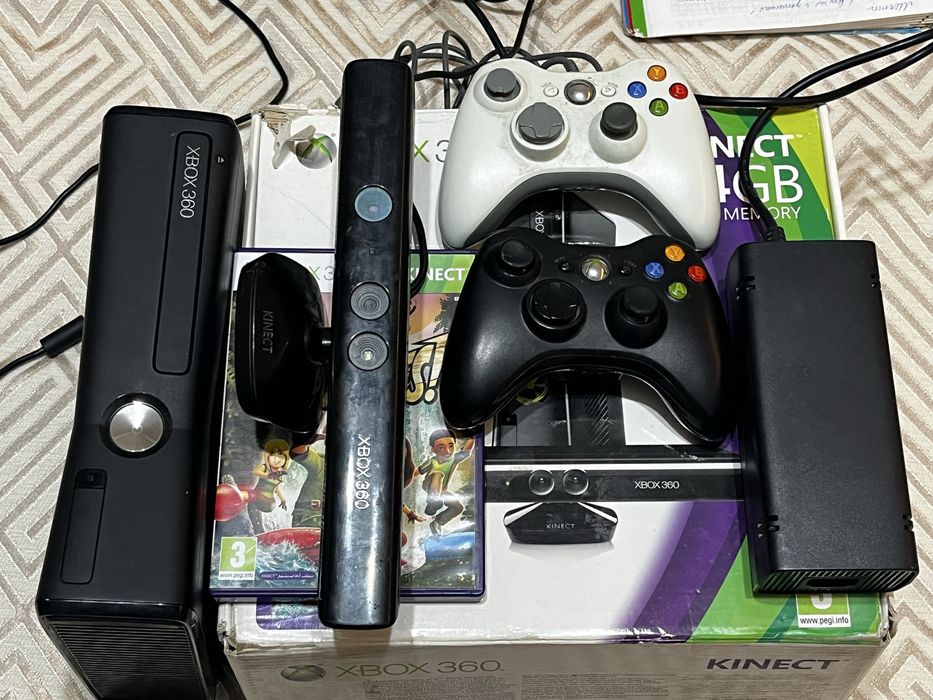 Игровая приставка Xbox 360 Kinect