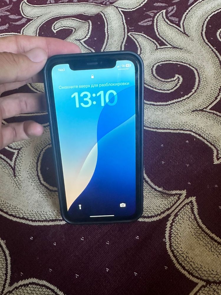 Продам iPhone 11  в хорошом состоение