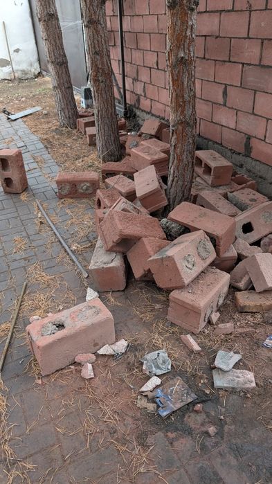 Кирпичи бесплатно