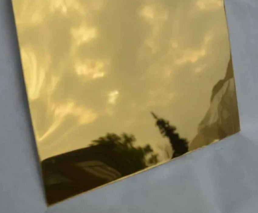 Продам лист золотой нержавеющий  (нитрид титана)