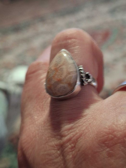 Inel argint 925,vintage,cu coral fosil,nr 7.