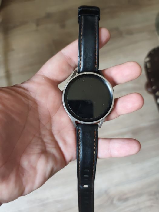 Продаются смарт часы.