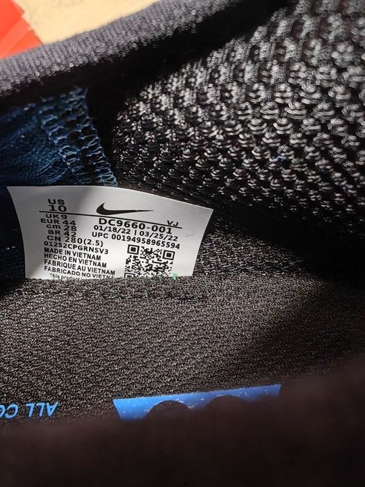 Nike ACG Mountain FLY Low