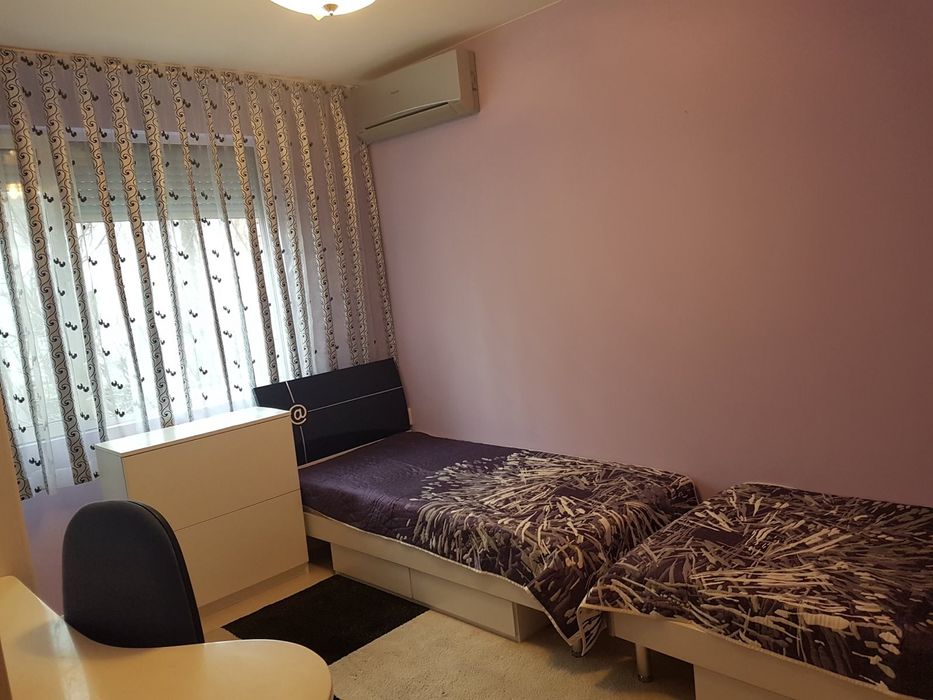 Продава се Тристаен апартамент в Пловдив, Кършияка - 120 кв.м за 5 €/кв.м - Снимка #7