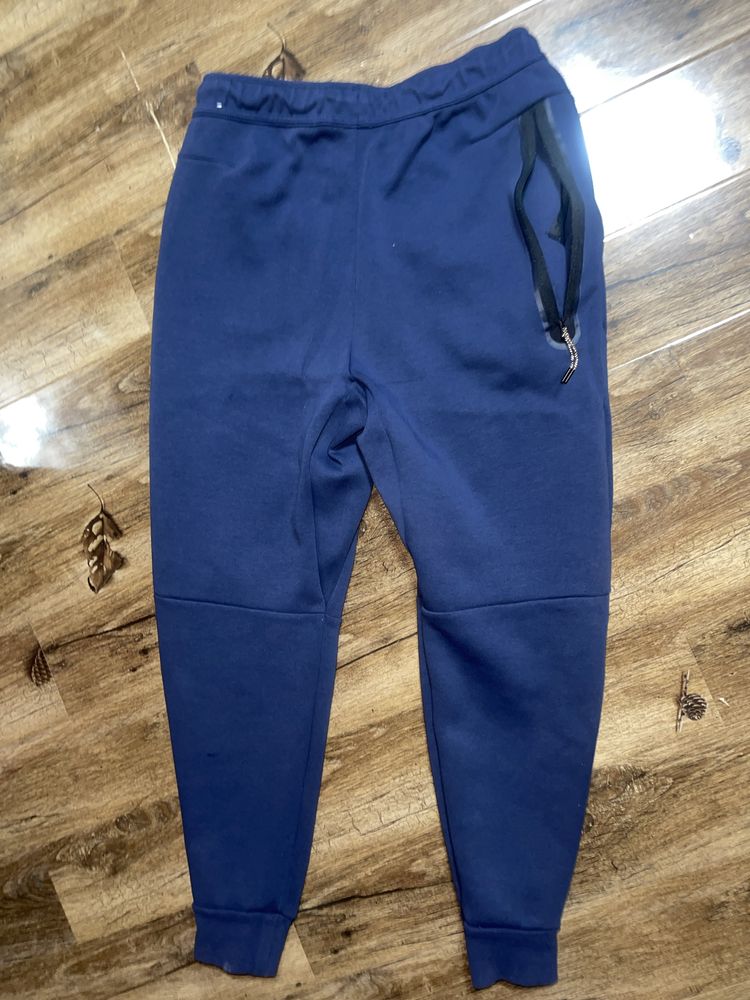 Nike Tech Fleece pants