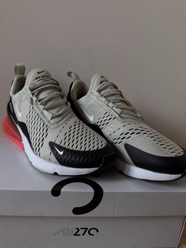 Nike Air Max 270