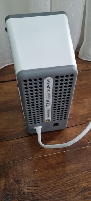 Boxa Bose Soundlink Air si Sonos Play 3