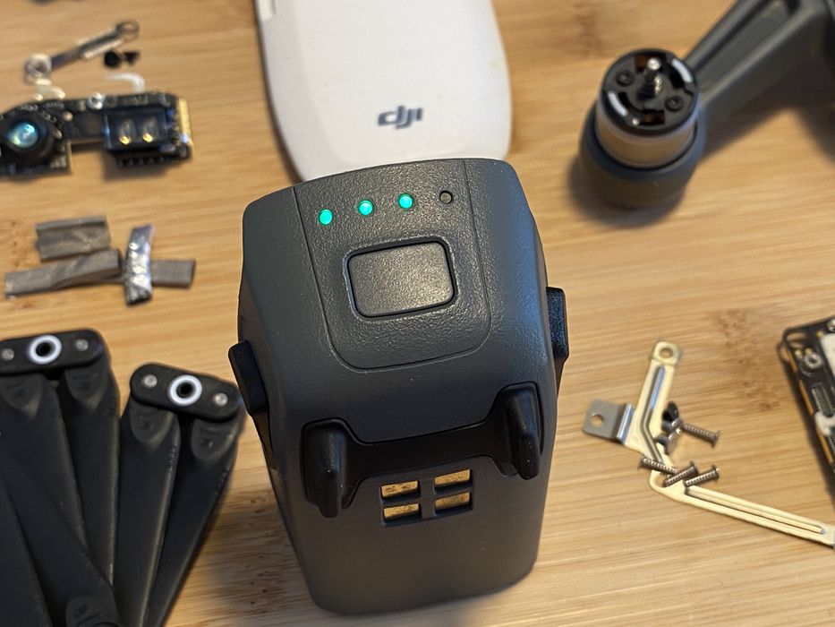 Piese Dji Spark baterie carcasa motoare placa baza camera gimbal