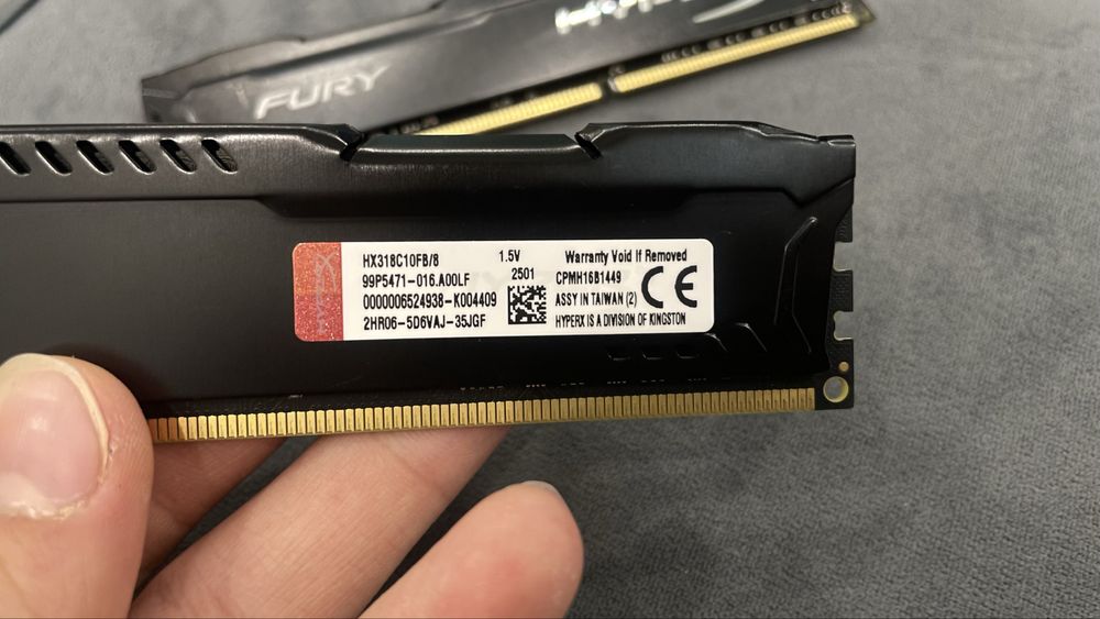 Kingston Hyper fury 2x8 DDR3 1886Hhz