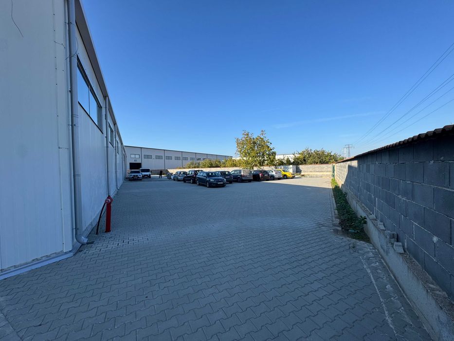 PCLife Center - дава под наем - модерни офиси, магазини и палетоместа!