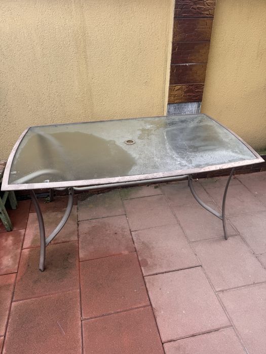 Masa gradina cu sticla