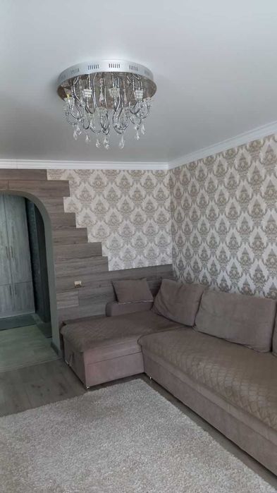 Продам квартиру 3-к на 4 районе