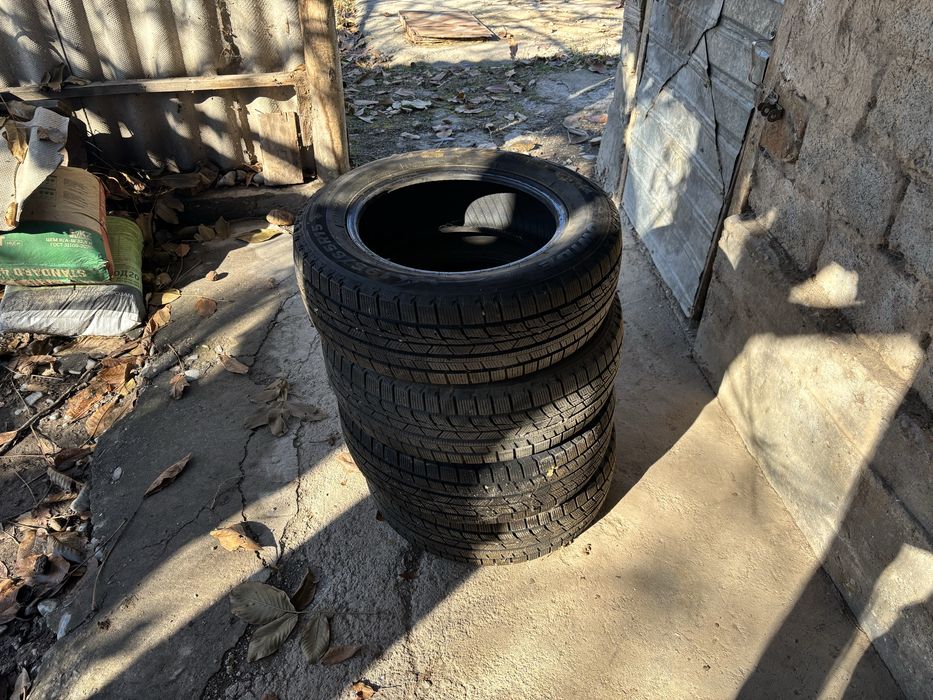 Продается зимные шины