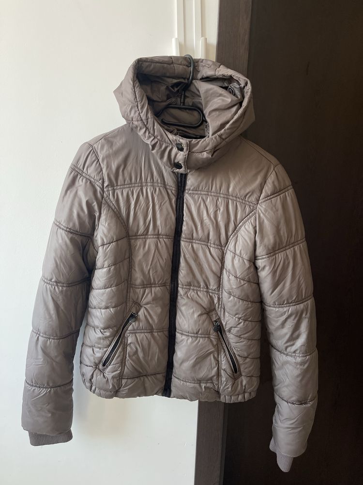 Дамски якета Guess, Reserved, S Oliver, Clockhouse