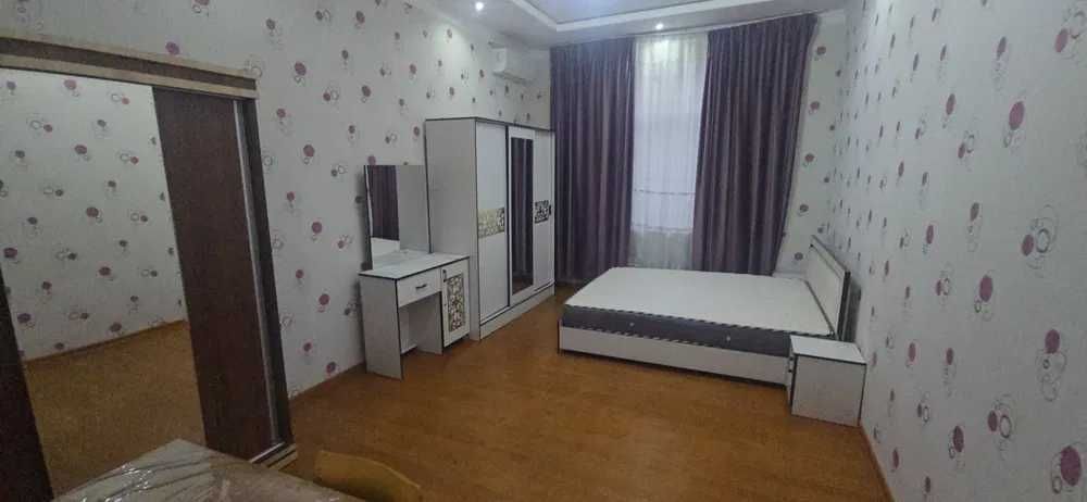 Срочно сдается дом 6 комнат,2,5 сотки.ор-р Аэропорт